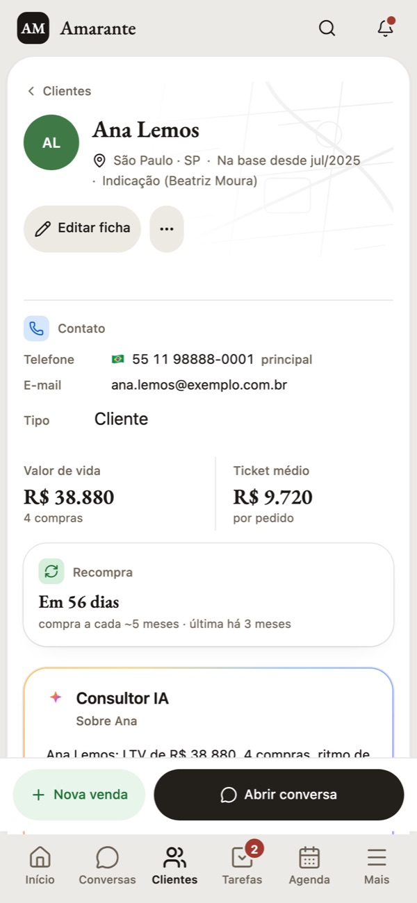 A ficha da cliente no celular